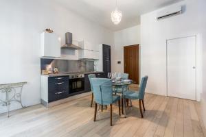 Kuchyňa alebo kuchynka v ubytovaní Milano Central Station Renovated APT + 6 fotografií