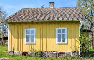 Hoone, kus puhkemaja asub