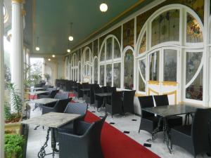 卡林顿酒店餐厅或其他用餐的地方