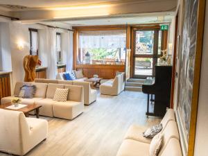 Posezení v ubytování Hotel Alle Alpi