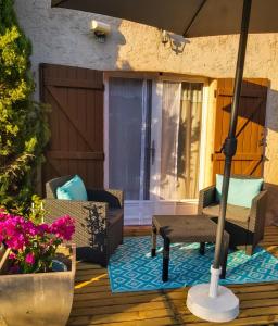 Posedenie v ubytovaní Etoilevacances Chambres d hotes Campagne en Lavande