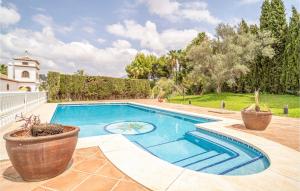 Πισίνα στο ή κοντά στο Amazing Home In Las Lagunas De Mijas With Swimming Pool