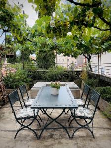 Κήπος έξω από το Il Palazzetto - La terrazza di Elia