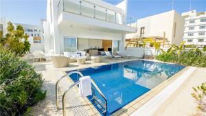 Fotografie z fotogalerie ubytování Protaras Holiday Villa 100 v destinaci Protaras