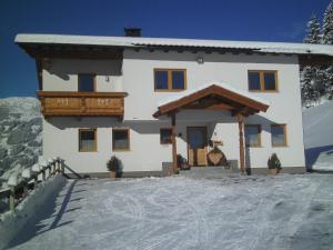 Budynek, w którym mieści się apartament