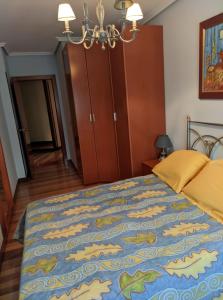 Postel nebo postele na pokoji v ubytování Preciosa Casa en Castro Urdiales