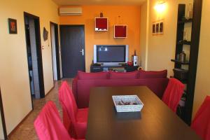 Fotografia z galérie ubytovania Apartments with a parking space Slatine, Ciovo - 2568 v Trogiri