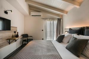 Postel nebo postele na pokoji v ubytování Skala Hotel