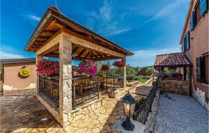 Fotografia z galérie ubytovania Gorgeous Home In Divojevici v destinácii Divojevići