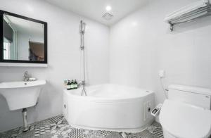 Kupaonica u objektu Java Hotel