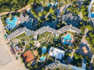 Bazén v ubytování Hotel Laguna Garden nebo v jeho okolí