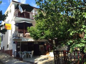 Budynek, w którym mieści się apartament