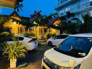 Bangunan di mana terletaknya hotel