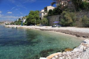 Gallery image of Apartments by the sea Podstrana, Split - 10356 in Podstrana