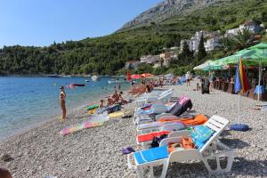 Fotografia z galérie ubytovania Apartments by the sea Stanici, Omis - 12723 v Omise