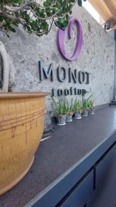 Certificato, attestato, insegna o altro documento esposto da O Monot Boutique Hotel Beirut