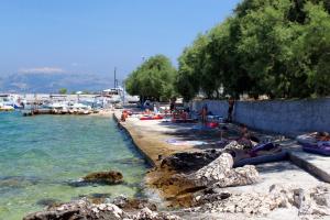 Fotografia z galérie ubytovania Apartments by the sea Arbanija, Ciovo - 18624 v Trogiri
