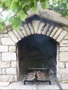 Apartemendi külastajatele saadaval grillimisvõimalused
