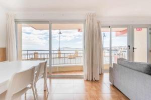 Fotografia z galérie ubytovania Primera línea con preciosas vistas al mar v destinácii Melenara