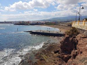 Fotografia z galérie ubytovania Primera línea con preciosas vistas al mar v destinácii Melenara