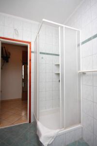 Koupelna v ubytování Apartments and rooms by the sea Palit, Rab - 5044