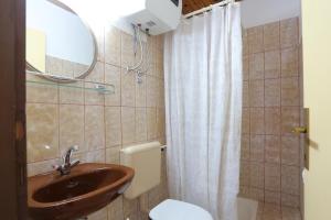 Koupelna v ubytování Apartments by the sea Igrane, Makarska - 6653