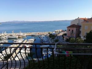 Fotografia z galérie ubytovania Apartments by the sea Podgora, Makarska - 6705 v Podgore
