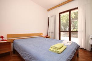 Fotografia z galérie ubytovania Apartments by the sea Starigrad, Paklenica - 6626 v destinácii Starigrad-Paklenica