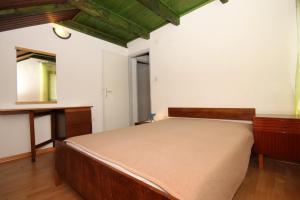 Fotografia z galérie ubytovania Apartments by the sea Starigrad, Paklenica - 6626 v destinácii Starigrad-Paklenica