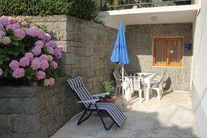 Patio alebo iná vonkajšia časť ubytovania Apartments by the sea Podgora, Makarska - 6664