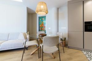 Posedenie v ubytovaní LUXURY APARTMENT Benalmadena Costa