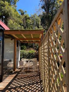 Imagen de la galería de Toca do Pica-Pau - Tiny House em Campos com Lareira e privacidade!, en Campos do Jordão 37 fotos más