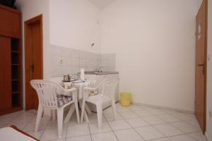 Kuchyň nebo kuchyňský kout v ubytování Apartments by the sea Podaca, Makarska - 6745 + 37 fotografií