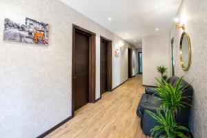 Galería fotográfica de Hotel GENI Kazbegi en Stepantsminda