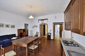 Kuchyň nebo kuchyňský kout v ubytování Agriturismo Poggio ai Grilli