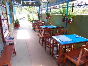 Restaurant o iba pang lugar na makakainan sa R&R Guest House