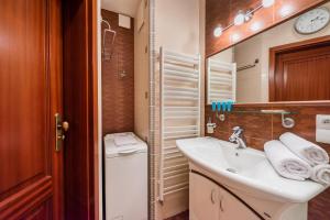 Kúpeľňa v ubytovaní Metro Wilanowska Homely Apartment + 14 fotografií