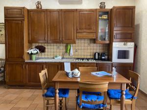 Kép Pini di Roma-New and cozy apt in Rome city center- Metro A "Re di Roma" szállásáról Rómában a galériában