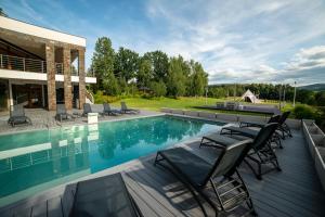 Bazén v ubytování Aspen Prime Ski & Bike Resort - basen, sauna, jacuzzi, siłownia w cenie pobytu nebo v jeho okolí