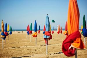 Fotografia z galérie ubytovania Chez Romy - studio équipé avec wifi - proche plage Deauville v destinácii Tourgeville