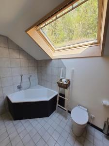 Koupelna v ubytování B&B Am Sahrbach