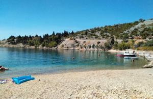 Fotografie z fotogalerie ubytování Apartments with a parking space Tribanj, Paklenica - 18136 v destinaci Starigrad-Paklenica