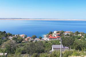 Fotografie z fotogalerie ubytování Apartments with a parking space Tribanj, Paklenica - 18136 v destinaci Starigrad-Paklenica