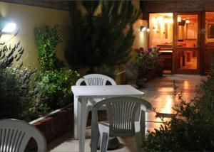 Patio nebo venkovní prostory v ubytování Carolina Hotel