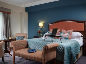Postelja oz. postelje v sobi nastanitve Killashee Hotel