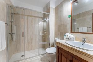 Ванная комната в Klayman Olivina Aparthotel