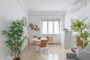 Posedenie v ubytovaní iFlat Cozy Apartment near Saint Peter n° 2