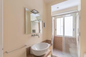 Kúpeľňa v ubytovaní iFlat Cozy Apartment near Saint Peter n° 2