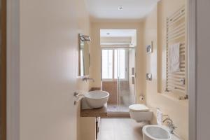 Kúpeľňa v ubytovaní iFlat Cozy Apartment near Saint Peter n° 2