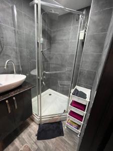 Ванная комната в Kobuleti_life +16 фотографий